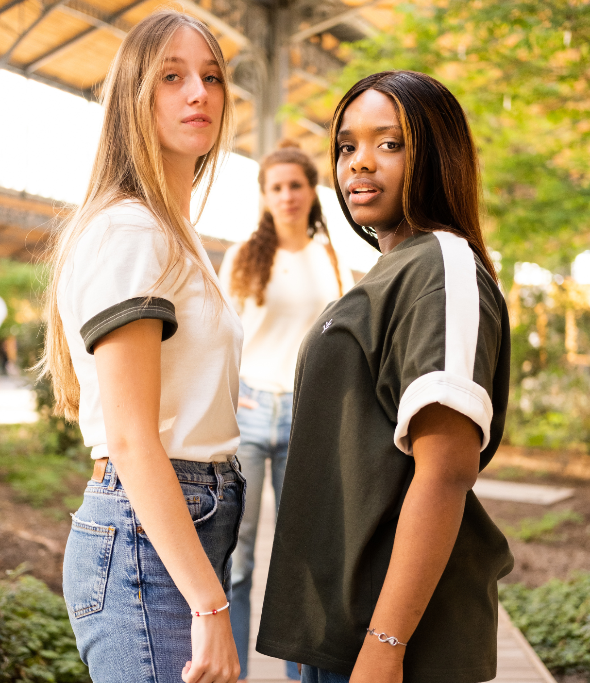 T shirt Femme durable cintre recycle et fait en Belgique HONET Lucid