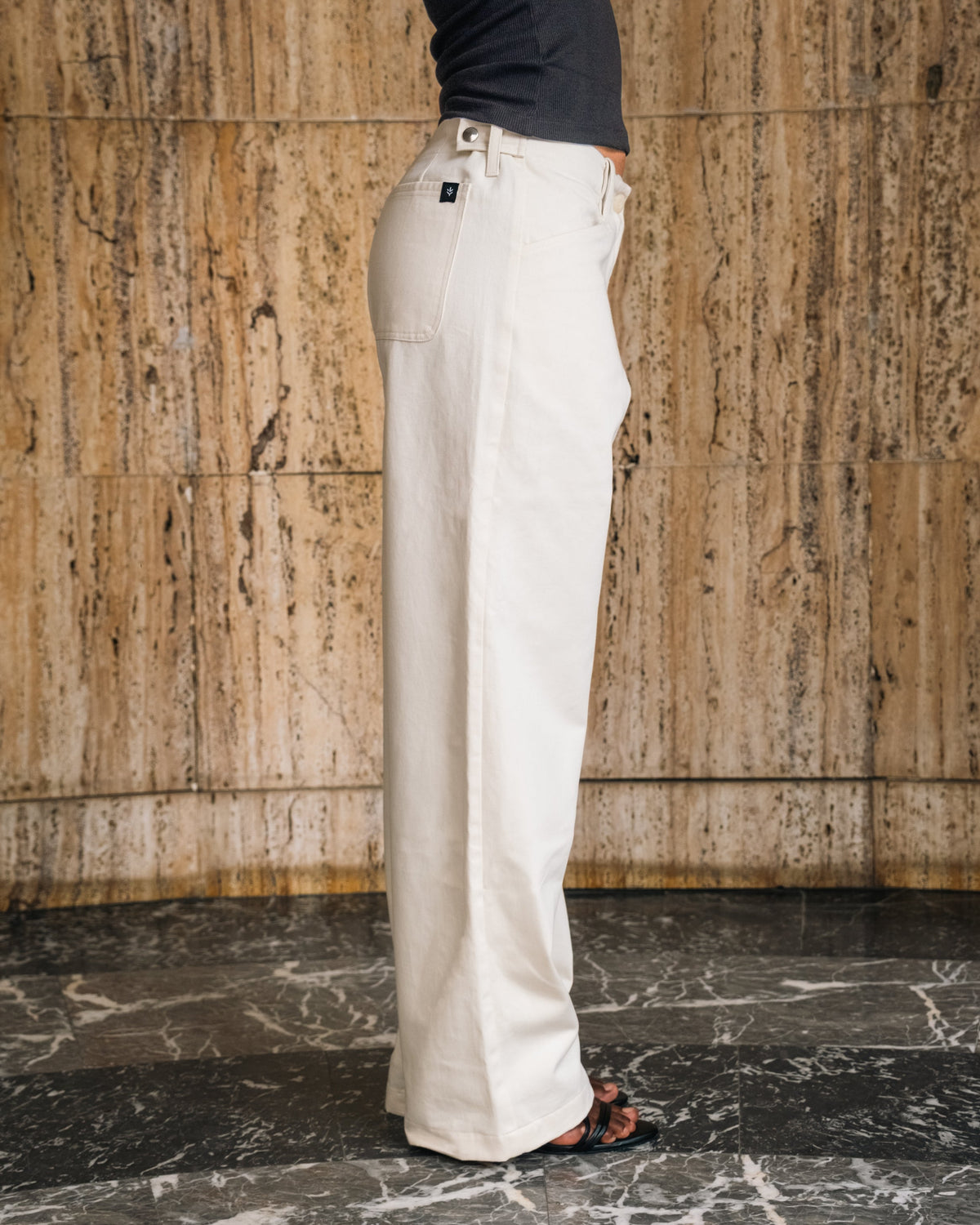 Pantalon Chino femme confectionné à Bruxelles